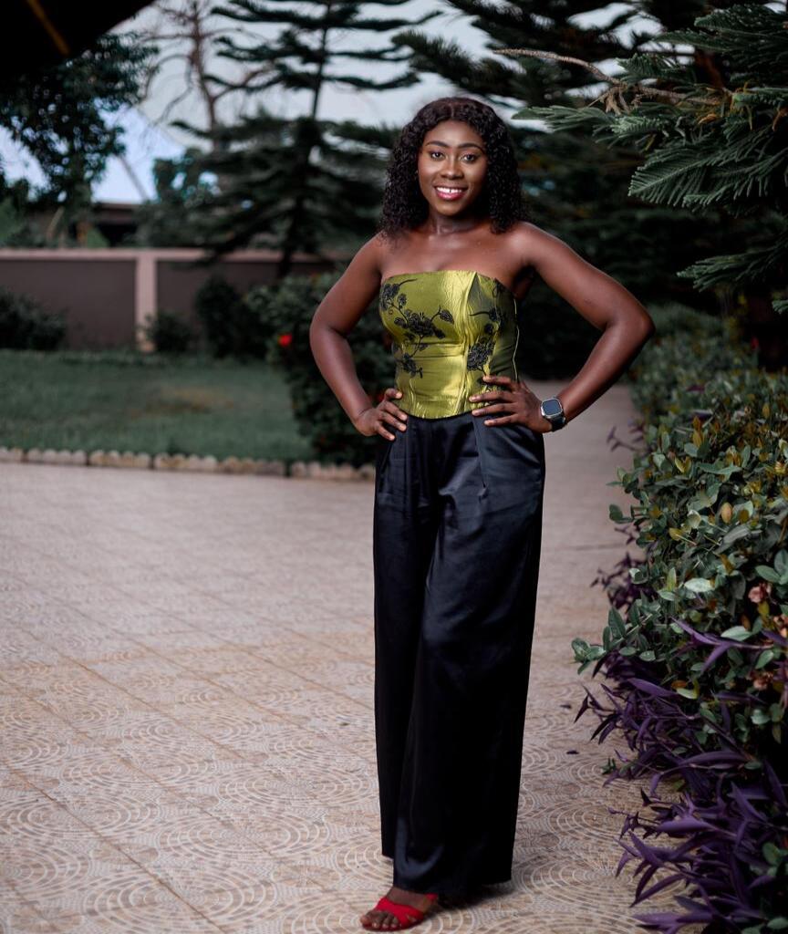 Photo of QUEEN A.J, nominee code HEP12